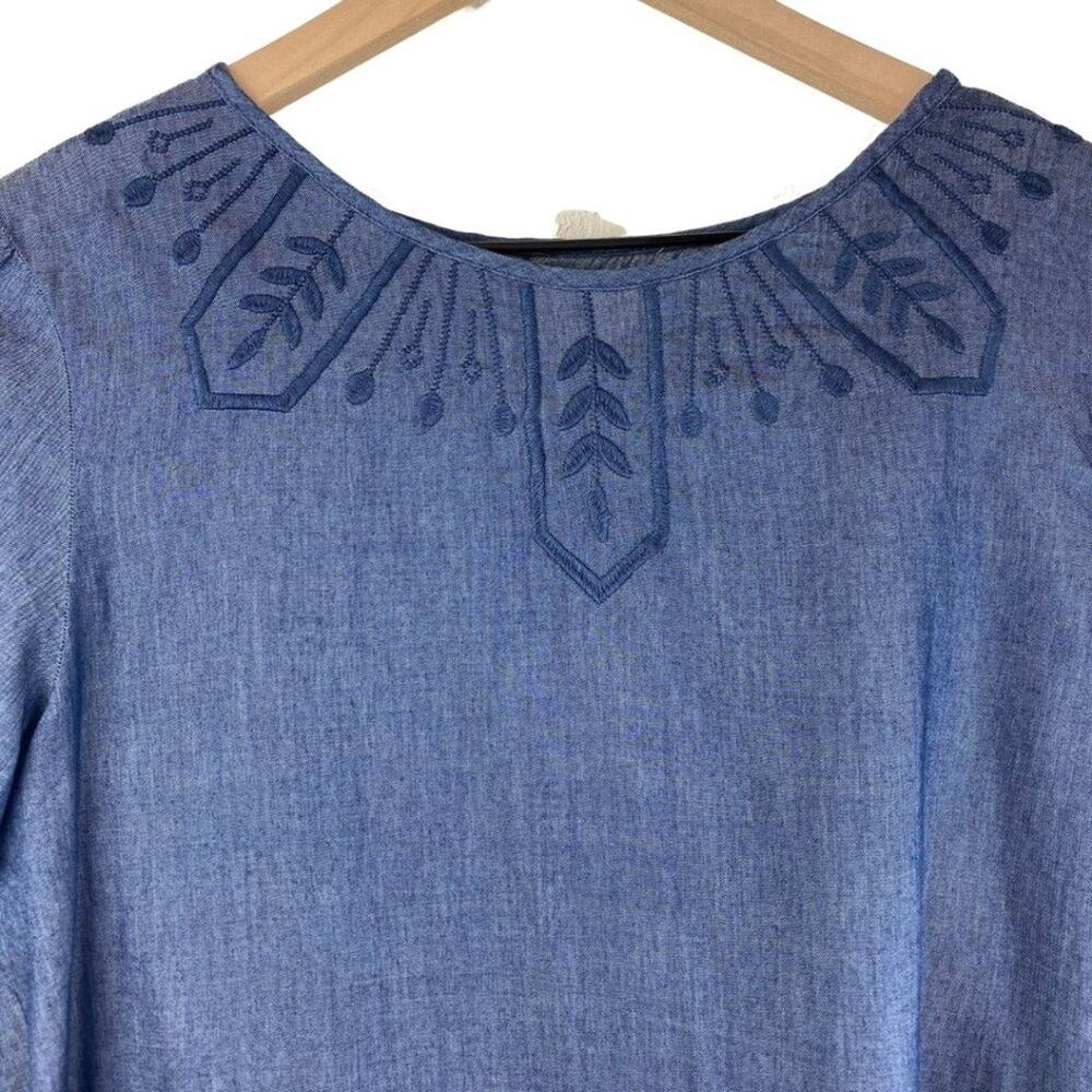 Gap Chambray Embroidered Blouse Blue Small - Picture 2 of 9